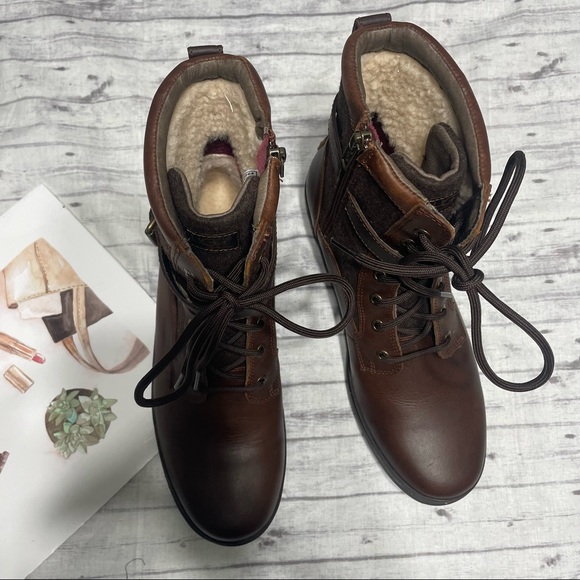 UGG Kesey Lace Up Booties - Picture 11 of 16